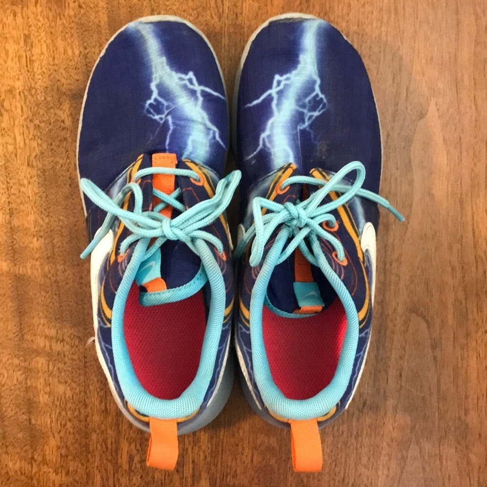 Nike Roshe Run One Lightening Strike Blue Print